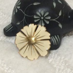 Vintage signed flower Monet Brooch